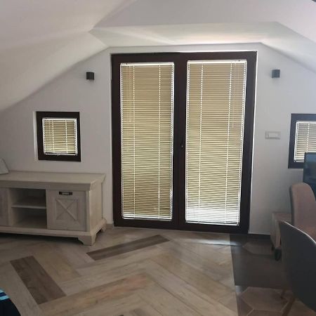 Kukuzel Apartments Ohrid Bagian luar foto