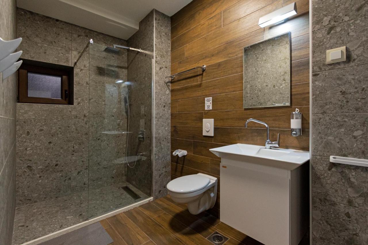 Kukuzel Apartments Ohrid Bagian luar foto