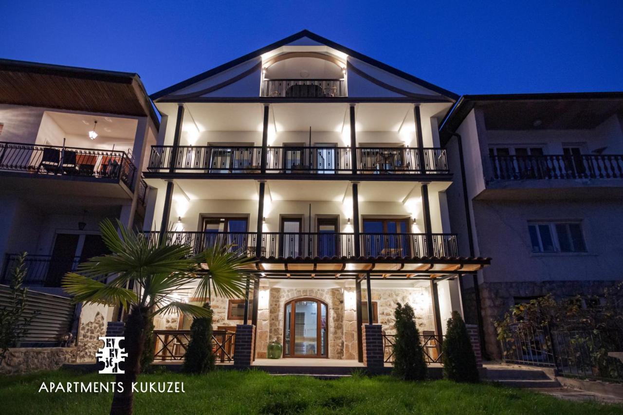 Kukuzel Apartments Ohrid Bagian luar foto
