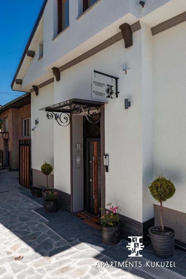 Kukuzel Apartments Ohrid Bagian luar foto