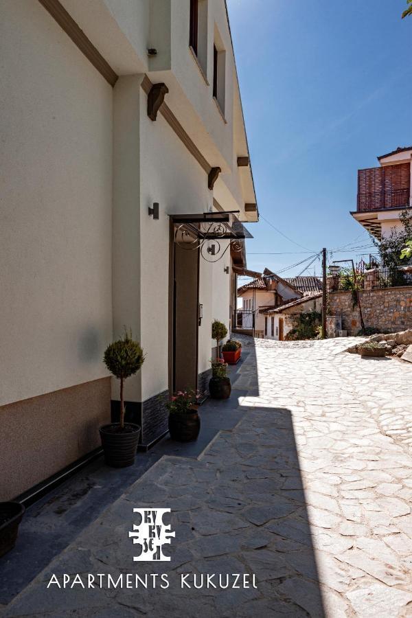 Kukuzel Apartments Ohrid Bagian luar foto